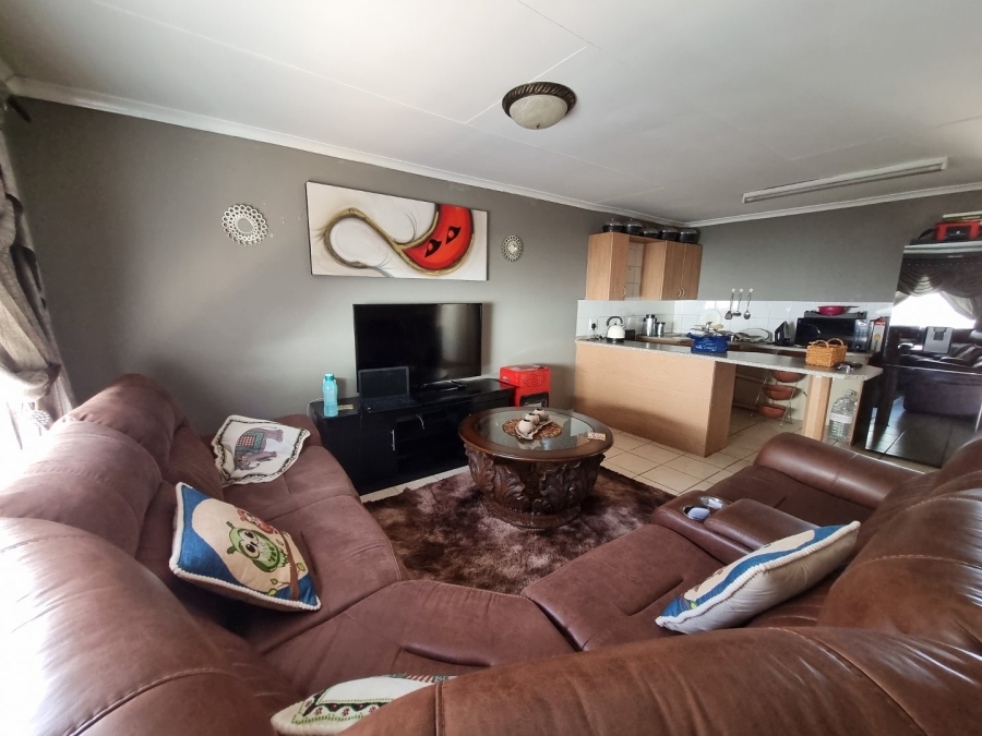 2 Bedroom Property for Sale in Navalsig Free State